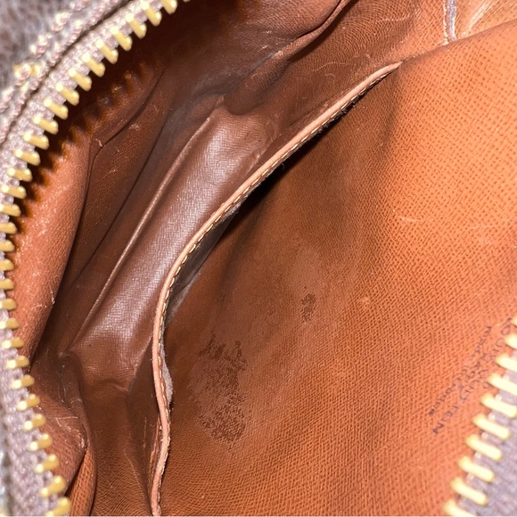Vintage Louis Vuitton | Amazon PM Monogram Crossbody Bag - Picture 11 of 11